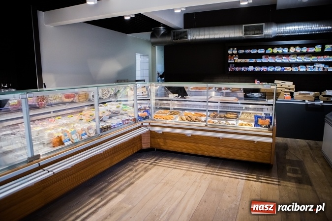 Zdjęcie w galerii na portalu naszraciborz.pl: Na Ocickiej 5 powstał nowy punkt sklepu Krewetka!  wiadomości z regionu