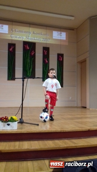 Zdjęcie w galerii na portalu naszraciborz.pl: W Tworkowie odbyła się jubileuszowa edycja Gminnego Konkursu Gwary Śląskiej wiadomości z regionu