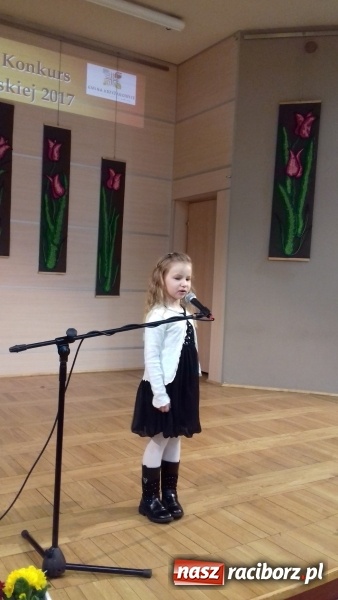 Zdjęcie w galerii na portalu naszraciborz.pl: W Tworkowie odbyła się jubileuszowa edycja Gminnego Konkursu Gwary Śląskiej wiadomości z regionu