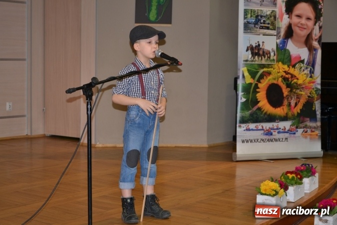 Zdjęcie w galerii na portalu naszraciborz.pl: W Tworkowie odbyła się jubileuszowa edycja Gminnego Konkursu Gwary Śląskiej wiadomości z regionu