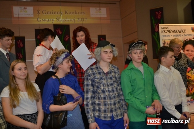 Zdjęcie w galerii na portalu naszraciborz.pl: W Tworkowie odbyła się jubileuszowa edycja Gminnego Konkursu Gwary Śląskiej wiadomości z regionu