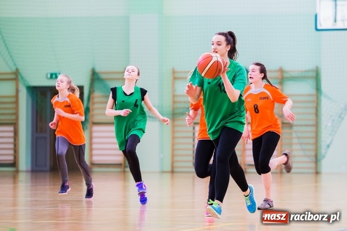 Zdjęcie w galerii na portalu naszraciborz.pl: Miejski Finał Koszykówki Dziewczyn Szkół Gimnazjalnych wiadomości z regionu