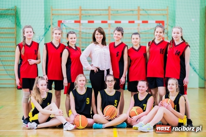 Zdjęcie w galerii na portalu naszraciborz.pl: Miejski Finał Koszykówki Dziewczyn Szkół Gimnazjalnych wiadomości z regionu