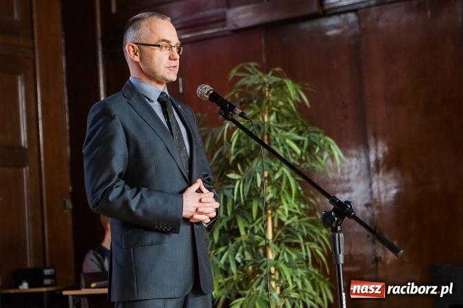 Zdjęcie w galerii na portalu naszraciborz.pl: Laureatki konkursu plastycznego w nagrodę pojadą do Strasburga! wiadomości z regionu