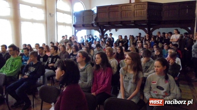 Zdjęcie w galerii na portalu naszraciborz.pl: Podsumowanie konkursów w Gimnazjum nr 5  wiadomości z regionu