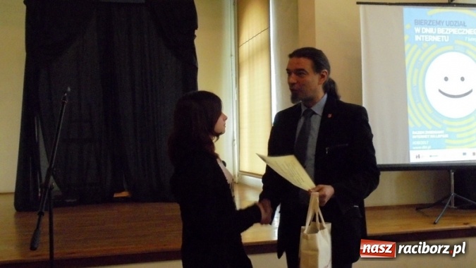 Zdjęcie w galerii na portalu naszraciborz.pl: Podsumowanie konkursów w Gimnazjum nr 5  wiadomości z regionu