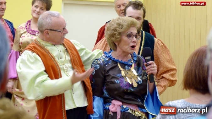 Zdjęcie w galerii na portalu naszraciborz.pl: Teatr Amatorski Na Zamku wystąpił w raciborskim szpitalu  wiadomości z regionu