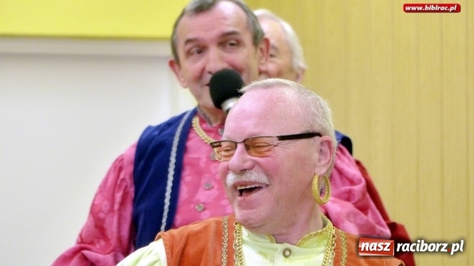Zdjęcie w galerii na portalu naszraciborz.pl: Teatr Amatorski Na Zamku wystąpił w raciborskim szpitalu  wiadomości z regionu