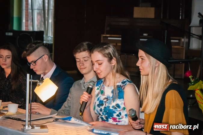 Zdjęcie w galerii na portalu naszraciborz.pl: Kolejny Wieczór Poetycki u Kasprowicza za nami wiadomości z regionu