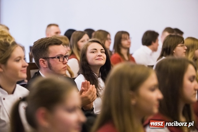 Zdjęcie w galerii na portalu naszraciborz.pl: Podsumowanie projektu unijnego w CKZiU nr 1 wiadomości z regionu