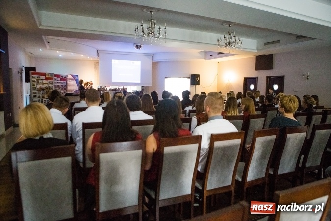 Zdjęcie w galerii na portalu naszraciborz.pl: Podsumowanie projektu unijnego w CKZiU nr 1 wiadomości z regionu