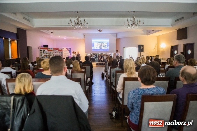 Zdjęcie w galerii na portalu naszraciborz.pl: Podsumowanie projektu unijnego w CKZiU nr 1 wiadomości z regionu