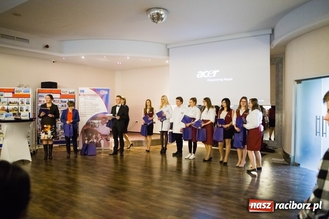 Zdjęcie w galerii na portalu naszraciborz.pl: Podsumowanie projektu unijnego w CKZiU nr 1 wiadomości z regionu