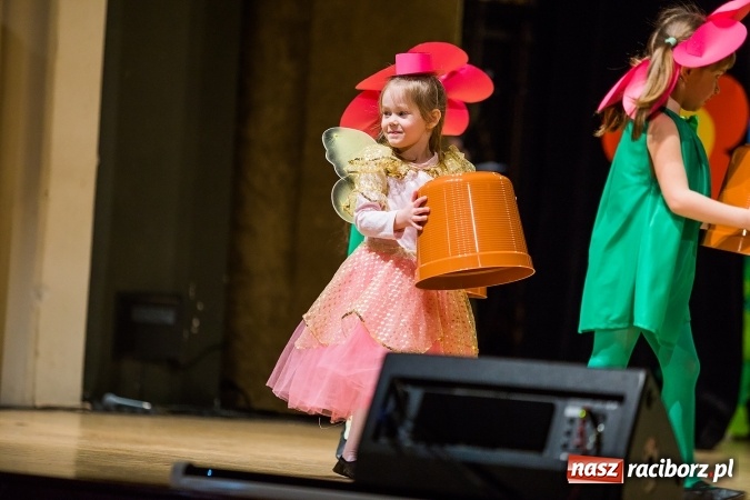 Zdjęcie w galerii na portalu naszraciborz.pl: Koncert charytatywny na rzecz Stowarzyszenia Spektrum w RCK wiadomości z regionu