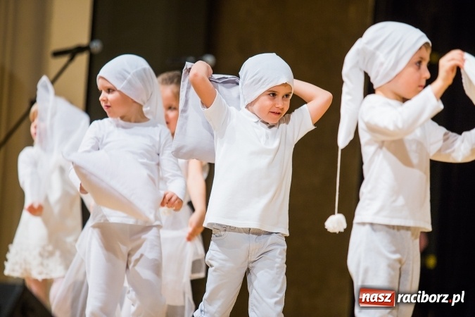 Zdjęcie w galerii na portalu naszraciborz.pl: Koncert charytatywny na rzecz Stowarzyszenia Spektrum w RCK wiadomości z regionu