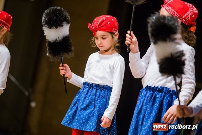 Zdjęcie w galerii na portalu naszraciborz.pl: Koncert charytatywny na rzecz Stowarzyszenia Spektrum w RCK wiadomości z regionu