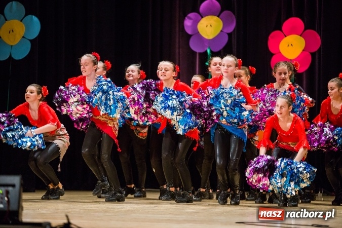 Zdjęcie w galerii na portalu naszraciborz.pl: Koncert charytatywny na rzecz Stowarzyszenia Spektrum w RCK wiadomości z regionu