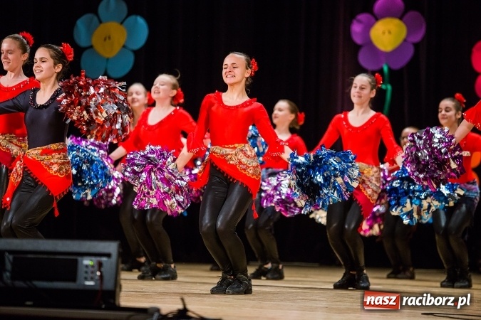 Zdjęcie w galerii na portalu naszraciborz.pl: Koncert charytatywny na rzecz Stowarzyszenia Spektrum w RCK wiadomości z regionu