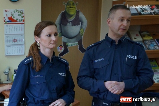 Zdjęcie w galerii na portalu naszraciborz.pl: Dzielnicowi spotkali się z seniorami wiadomości z regionu