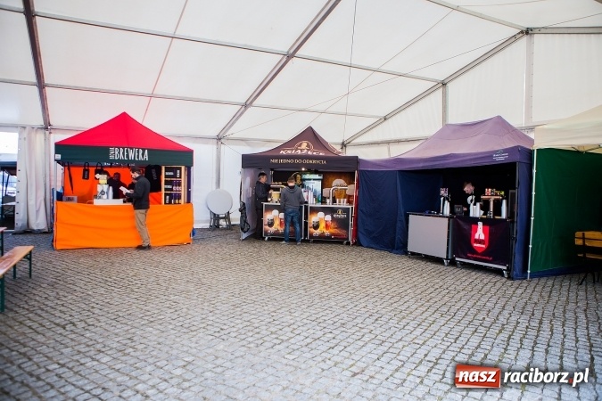 Zdjęcie w galerii na portalu naszraciborz.pl: I Festiwal Piw Rzemieślniczych na Zamku Piastowskim - zobacz kto przyjechał! wiadomości z regionu