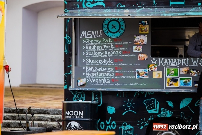 Zdjęcie w galerii na portalu naszraciborz.pl: I Festiwal Piw Rzemieślniczych na Zamku Piastowskim - zobacz kto przyjechał! wiadomości z regionu