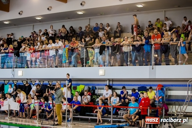 Zdjęcie w galerii na portalu naszraciborz.pl: Mistrzostwa Szkół Sportowych w Pływaniu w H2Ostróg wiadomości z regionu