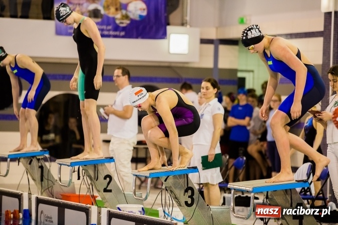 Zdjęcie w galerii na portalu naszraciborz.pl: Mistrzostwa Szkół Sportowych w Pływaniu w H2Ostróg wiadomości z regionu