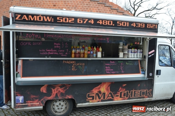 Zdjęcie w galerii na portalu naszraciborz.pl: I Festiwal Piw Rzemieślniczych na Zamku Piastowskim - dzień pierwszy  wiadomości z regionu