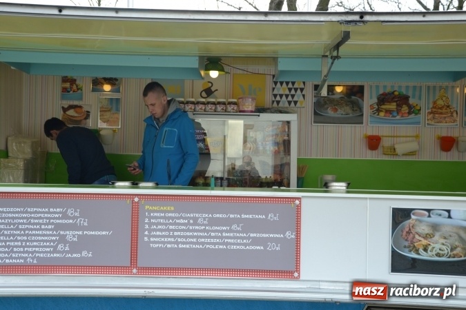 Zdjęcie w galerii na portalu naszraciborz.pl: I Festiwal Piw Rzemieślniczych na Zamku Piastowskim - dzień pierwszy  wiadomości z regionu