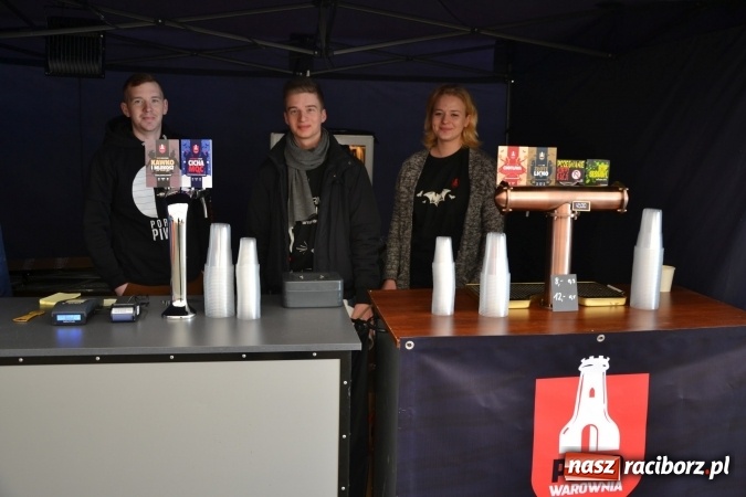 Zdjęcie w galerii na portalu naszraciborz.pl: I Festiwal Piw Rzemieślniczych na Zamku Piastowskim - dzień pierwszy  wiadomości z regionu