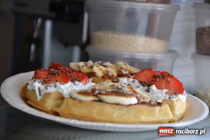 Zdjęcie w galerii na portalu naszraciborz.pl: I Festiwal Piw Rzemieślniczych na Zamku Piastowskim - dzień pierwszy  wiadomości z regionu