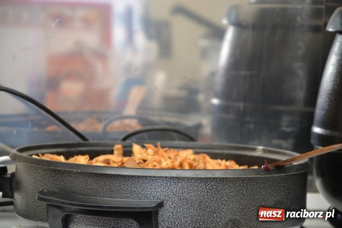 Zdjęcie w galerii na portalu naszraciborz.pl: I Festiwal Piw Rzemieślniczych na Zamku Piastowskim - dzień pierwszy  wiadomości z regionu