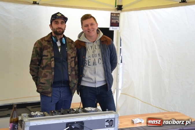 Zdjęcie w galerii na portalu naszraciborz.pl: I Festiwal Piw Rzemieślniczych na Zamku Piastowskim - dzień pierwszy  wiadomości z regionu