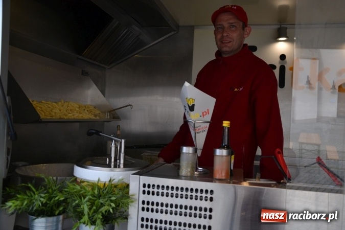 Zdjęcie w galerii na portalu naszraciborz.pl: I Festiwal Piw Rzemieślniczych na Zamku Piastowskim - dzień pierwszy  wiadomości z regionu