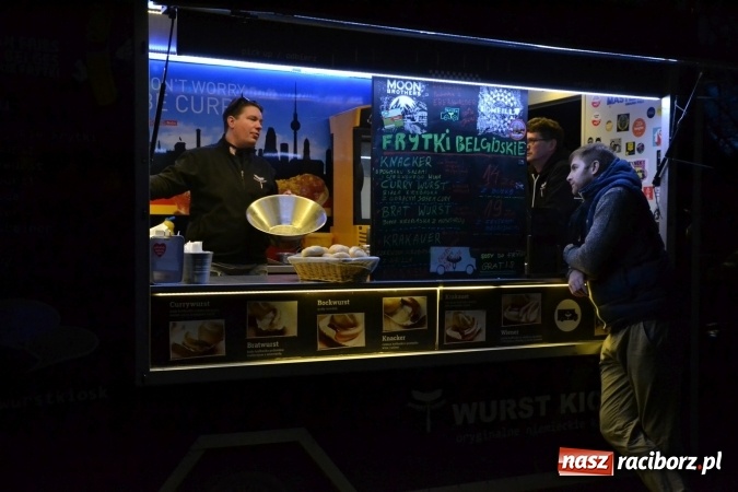 Zdjęcie w galerii na portalu naszraciborz.pl: I Festiwal Piw Rzemieślniczych na Zamku Piastowskim - dzień pierwszy  wiadomości z regionu