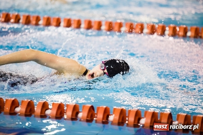 Zdjęcie w galerii na portalu naszraciborz.pl: Drugi dzień zmagań pływaków w H2Ostróg wiadomości z regionu