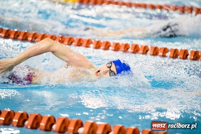 Zdjęcie w galerii na portalu naszraciborz.pl: Drugi dzień zmagań pływaków w H2Ostróg wiadomości z regionu