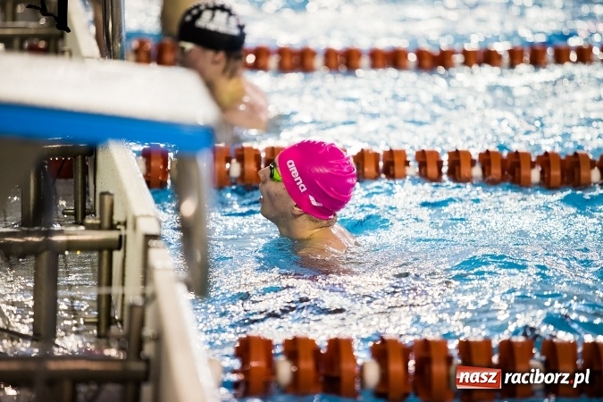 Zdjęcie w galerii na portalu naszraciborz.pl: Drugi dzień zmagań pływaków w H2Ostróg wiadomości z regionu