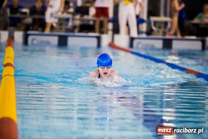 Zdjęcie w galerii na portalu naszraciborz.pl: Drugi dzień zmagań pływaków w H2Ostróg wiadomości z regionu