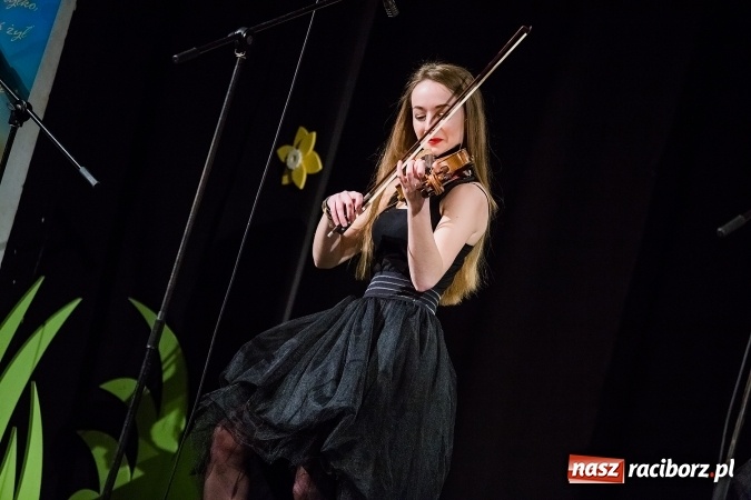 Zdjęcie w galerii na portalu naszraciborz.pl: Koncert charytatywny Hospicjum św. J&oacute;zefa wiadomości z regionu