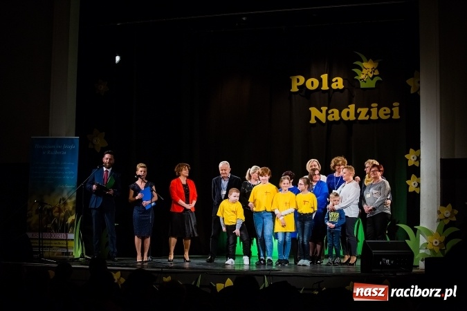 Zdjęcie w galerii na portalu naszraciborz.pl: Koncert charytatywny Hospicjum św. J&oacute;zefa wiadomości z regionu
