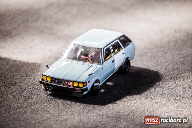 Zdjęcie w galerii na portalu naszraciborz.pl: Zawody aut zdalnie sterowanych w Arenie Rafako wiadomości z regionu