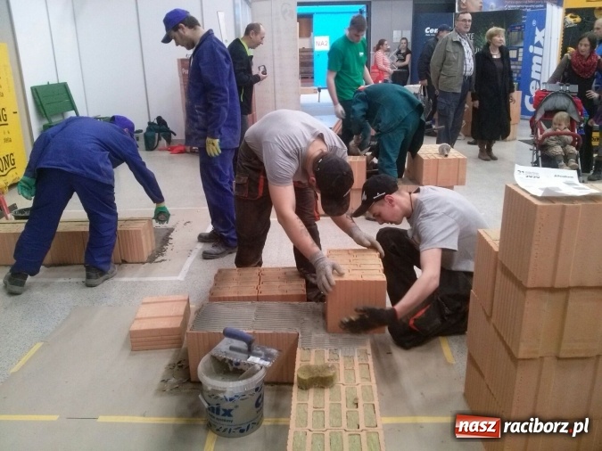 Zdjęcie w galerii na portalu naszraciborz.pl: Sukces raciborskich techników budownictwa w Ostrawie wiadomości z regionu