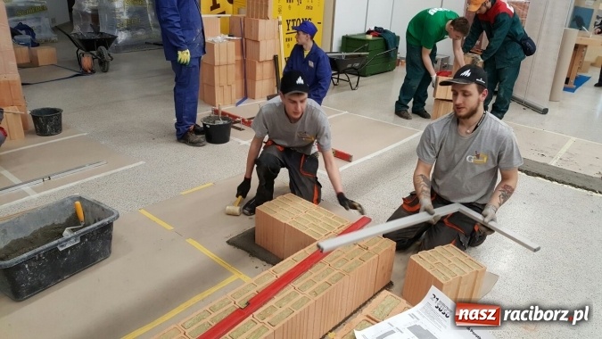 Zdjęcie w galerii na portalu naszraciborz.pl: Sukces raciborskich techników budownictwa w Ostrawie wiadomości z regionu