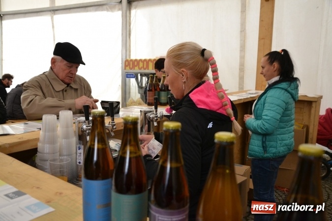 Zdjęcie w galerii na portalu naszraciborz.pl: I Festiwal Piw Rzemieślniczych na Zamku Piastowskim za nami  wiadomości z regionu