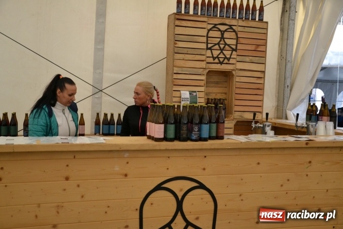 Zdjęcie w galerii na portalu naszraciborz.pl: I Festiwal Piw Rzemieślniczych na Zamku Piastowskim za nami  wiadomości z regionu