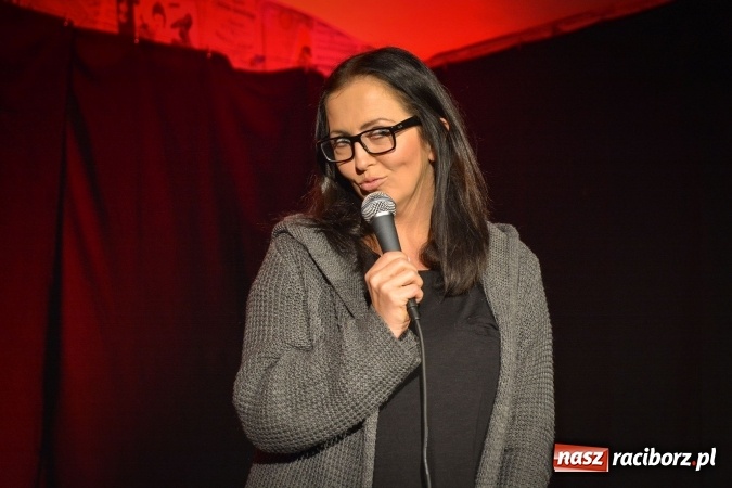 Zdjęcie w galerii na portalu naszraciborz.pl: Pierwszy stand-up w Raciborzu - Katarzyna Piasecka wystąpiła na Końcu Świata wiadomości z regionu