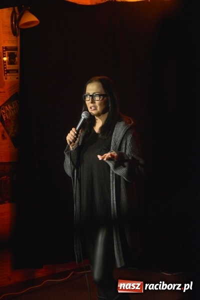 Zdjęcie w galerii na portalu naszraciborz.pl: Pierwszy stand-up w Raciborzu - Katarzyna Piasecka wystąpiła na Końcu Świata wiadomości z regionu