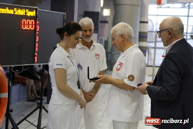 Zdjęcie w galerii na portalu naszraciborz.pl: Pływanie. Gimnazjum Mistrzostwa Sportowego na podium  wiadomości z regionu