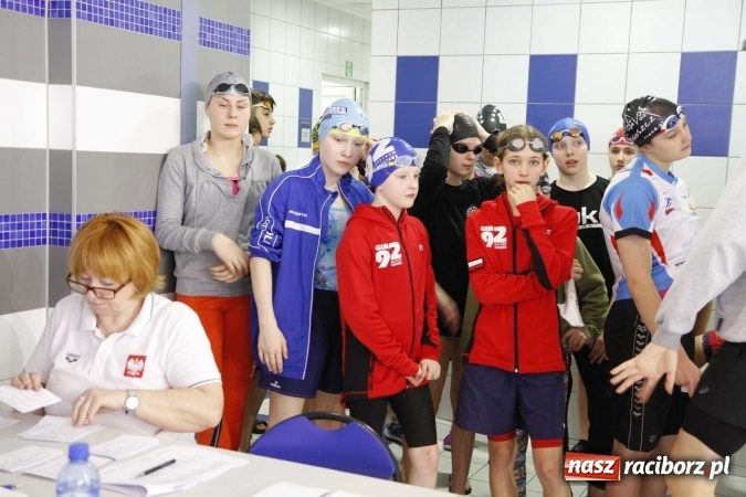 Zdjęcie w galerii na portalu naszraciborz.pl: Pływanie. Gimnazjum Mistrzostwa Sportowego na podium  wiadomości z regionu